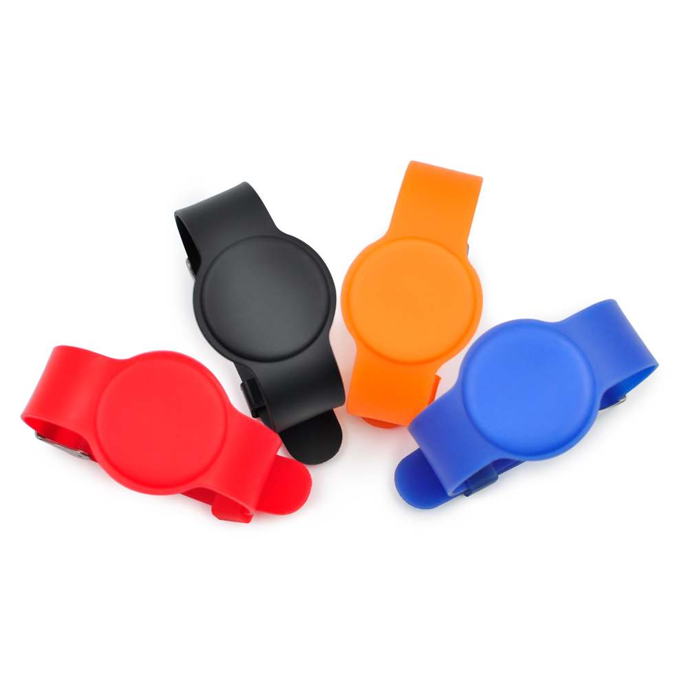 PVC02 RFID 软PVC手腕带可调节手表扣手环